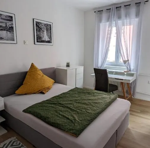 Swan Apartments